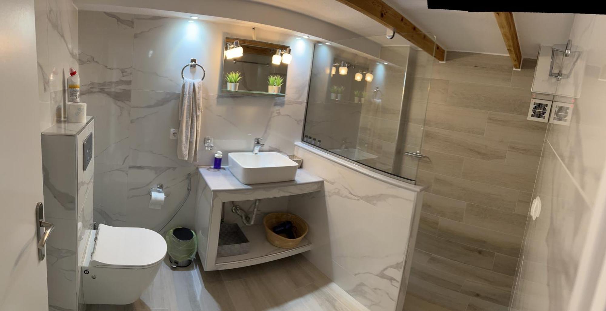 Chris Apartment With Loft Превеза Екстериор снимка